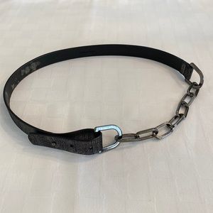 Etcetera Vintage Gunmetal Grey Silver Metallic Leather and Chain Statement Belt